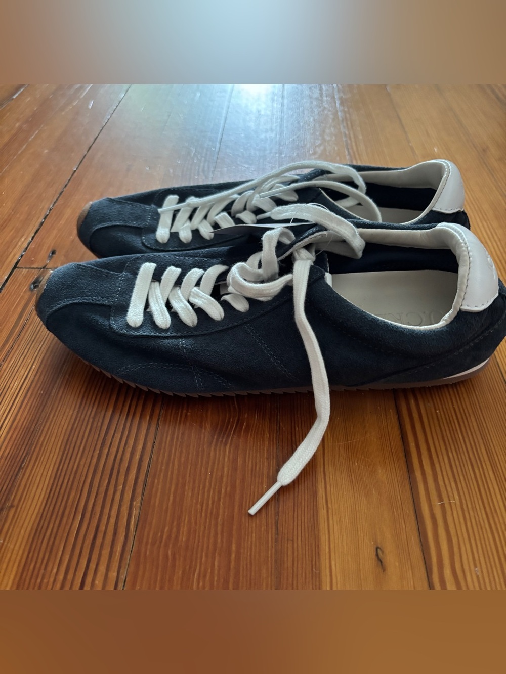 J. Crew Rec Sneakers in Dark Blue Suede Womens Size 8 NWT - Picture 4 of 9